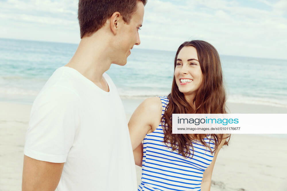 Loving,flirting,flirt vd0-hu4,model released, Symbolfoto