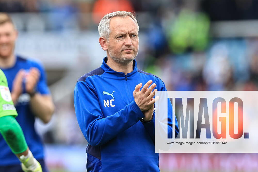 Sky Bet Championship Peterborough v Blackpool Neil Critchley head coach of Blackpool applauds the traveling fans Peterborough Weston Homes Stadium Cambridgeshire United Kingdom