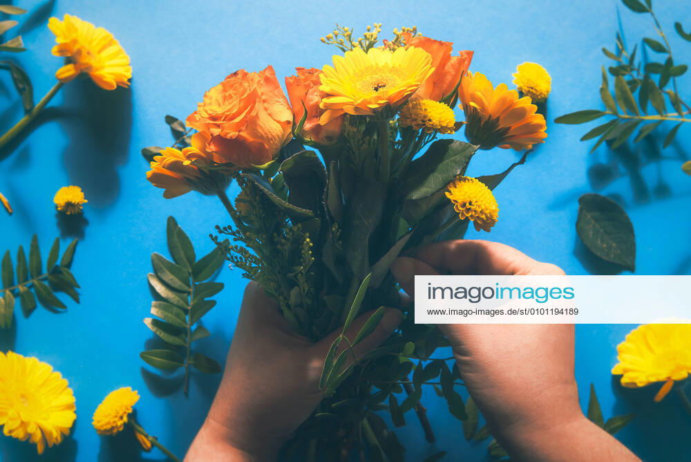 Bouquet,tying,floristry zm6-fys,model released, Symbolfoto