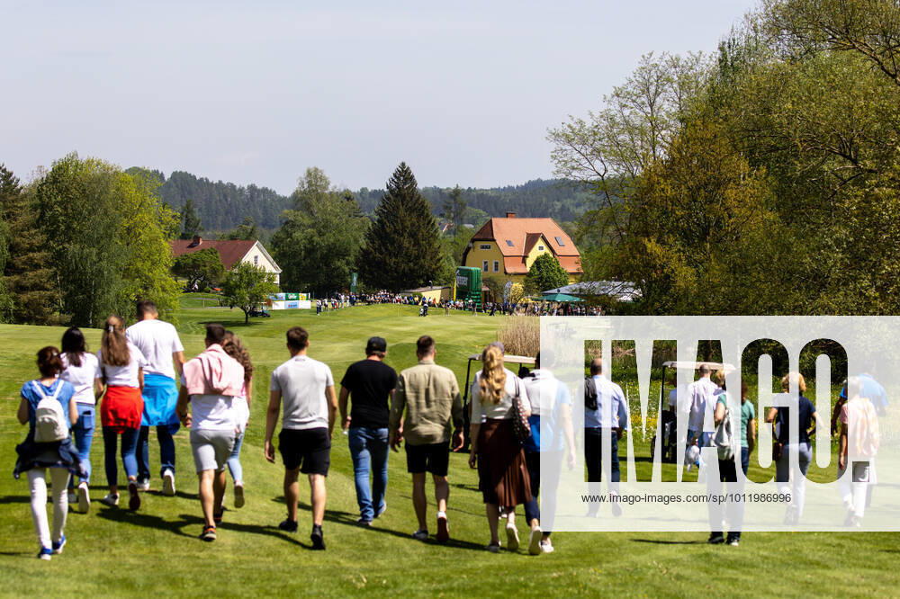 GOLF - Goesser Open 2022 MARIA LANKOWITZ,AUSTRIA,14.MAY.22 - GOLF - Alps Tour, Goesser Open, GC Erzherzog Johann. Image shows the fans and general view of course. GEPAxpictures Klansek