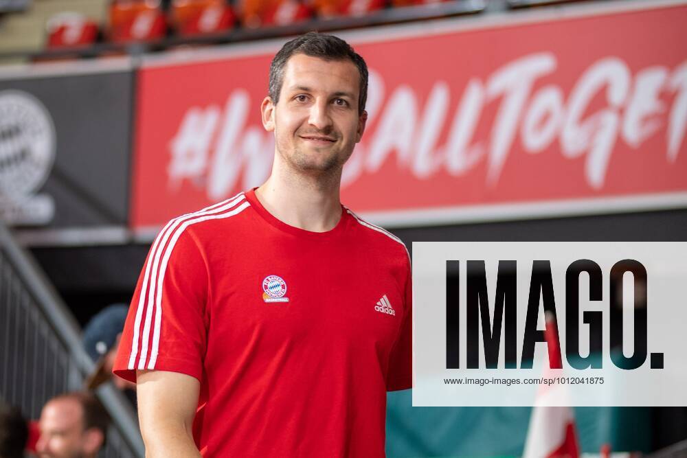 Paul Zipser 16 FC Bayern , FC Bayern Basketball vs Niners Chemnitz, easyCredit BBL Playoffs, Quarterfinals, 15 05 2022 Muenchen Bayern Germany