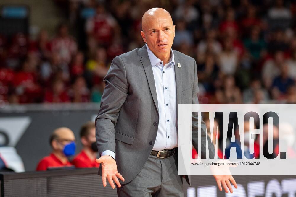Headcoach Rodrigo Pastore Niners Chemnitz , FC Bayern Basketball vs Niners Chemnitz, easyCredit BBL Playoffs, Quarterfinals, 15 05 2022 Munich Bavaria Germany