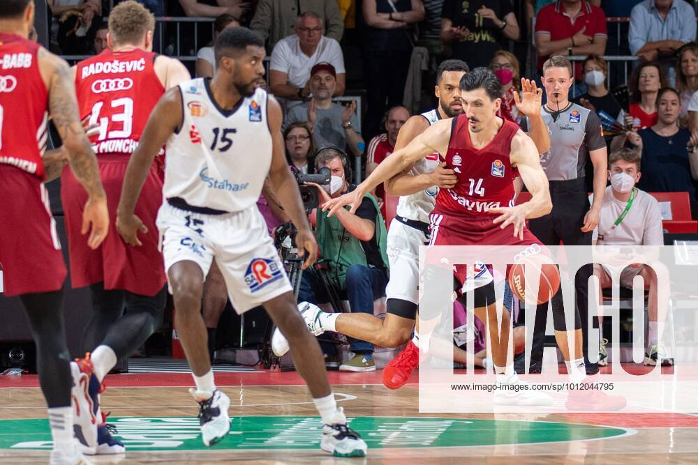 Nihad Dedovic 14 FC Bayern , FC Bayern Basketball vs Niners Chemnitz, easyCredit BBL Playoffs, Quarterfinals, 15 05 2022 Munich Bavaria Germany