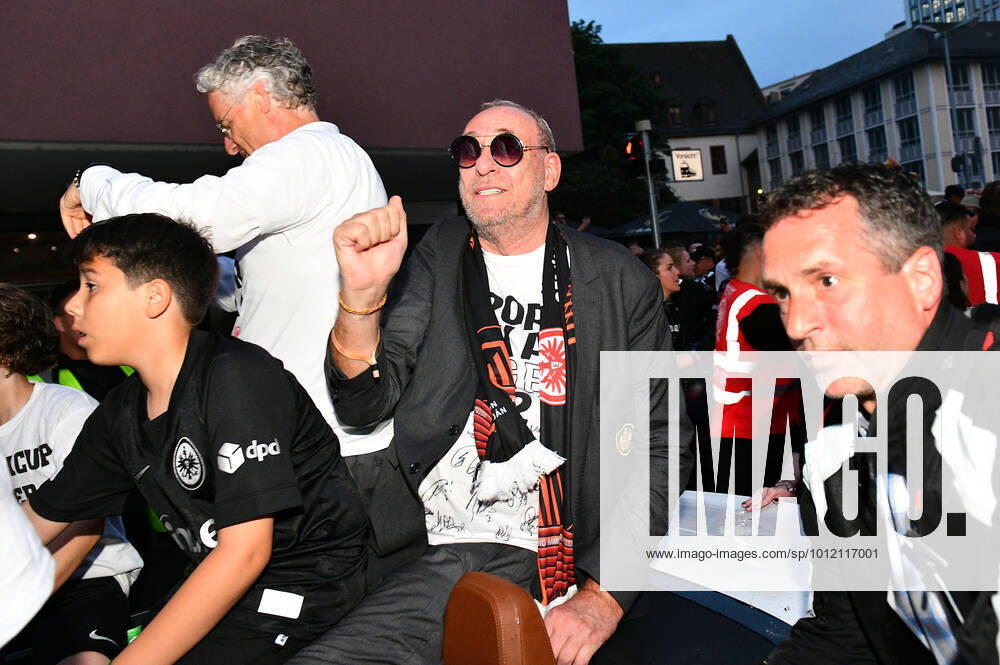 football UEFA Europa League, Eintracht Frankfurt reception at Römer, v l President Peter Fischer Eintracht Frankfurt Frankfurt am Main