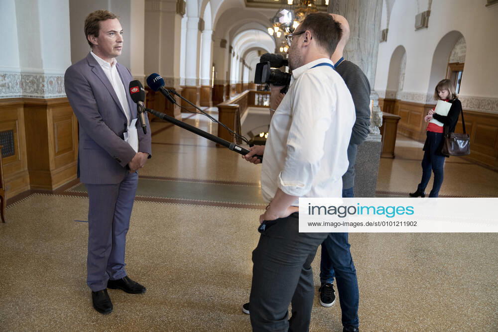 Minister of Culture Joy Mogensen S has been called in open consultation on the offering of a new digital public service radio channel in Christiansborg, Wednesday 27 May 2020 The Minister will answer, among other things, discussions about the tendering process that have taken place internally in the ministry and internally