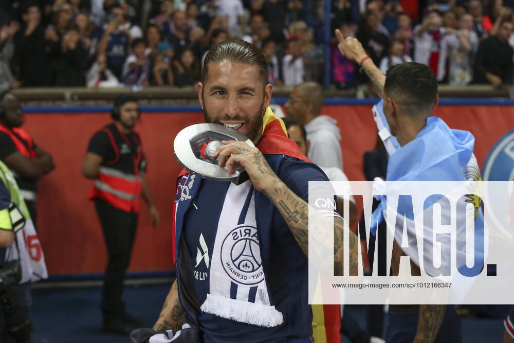 Sergio Ramos (PSG) FOOTBALL : Paris St Germain Vs FC Metz - Ligue 1 - 21 05 2022 MichaelBaucher Panoramic