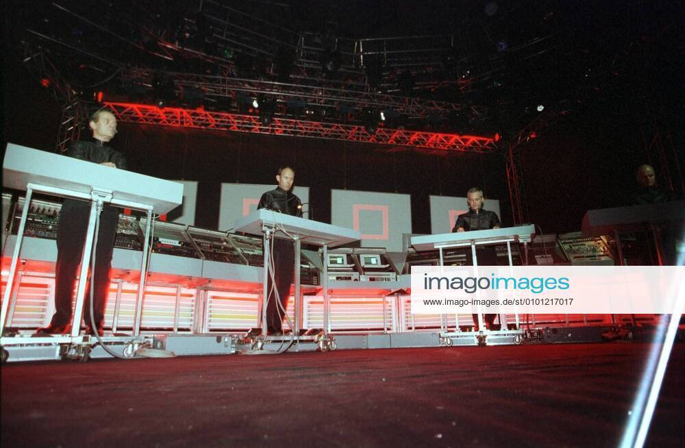 60 Concert 98 Kraftwerk in Roskilde, electronic music, key, keyboard, electropop, festival in Denmark, open air, Ralf Hütter and Florian Schneider are still from the original line-up of the group, from Germany, we dont know who is who,