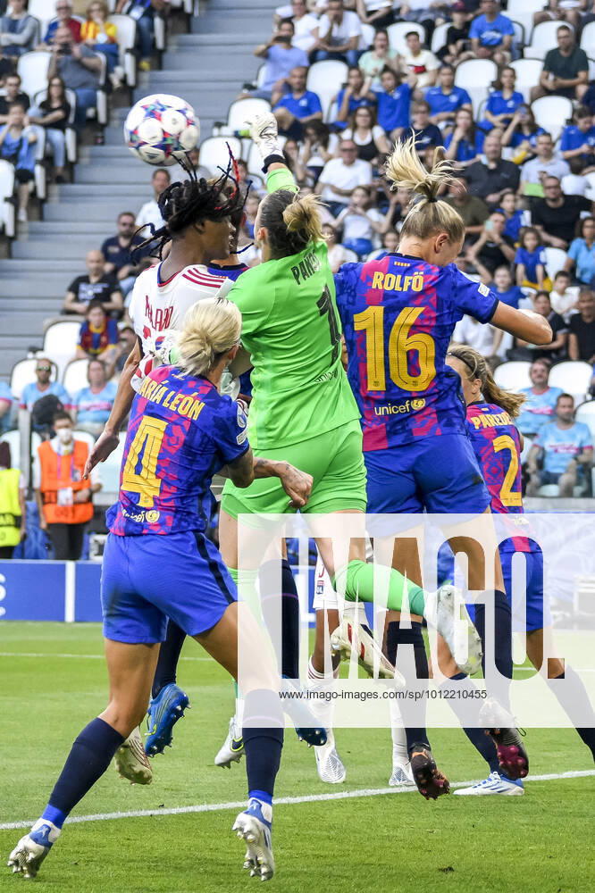 Sandra Panos (Barcelona Women)Melvine Malard (Olympique Lyonnais) Fridolina Rolfo (Barcelona Women) Maria Pilar Leon (Barcelona Women) during the Uefa Women s Champions League 2021 2022 match between Barcelona Women 0-0 Lyon Women at Allianz Stadium on May 21, 2022 in Torino, Italy. Noxthirdxpartyxsales (189005547)
