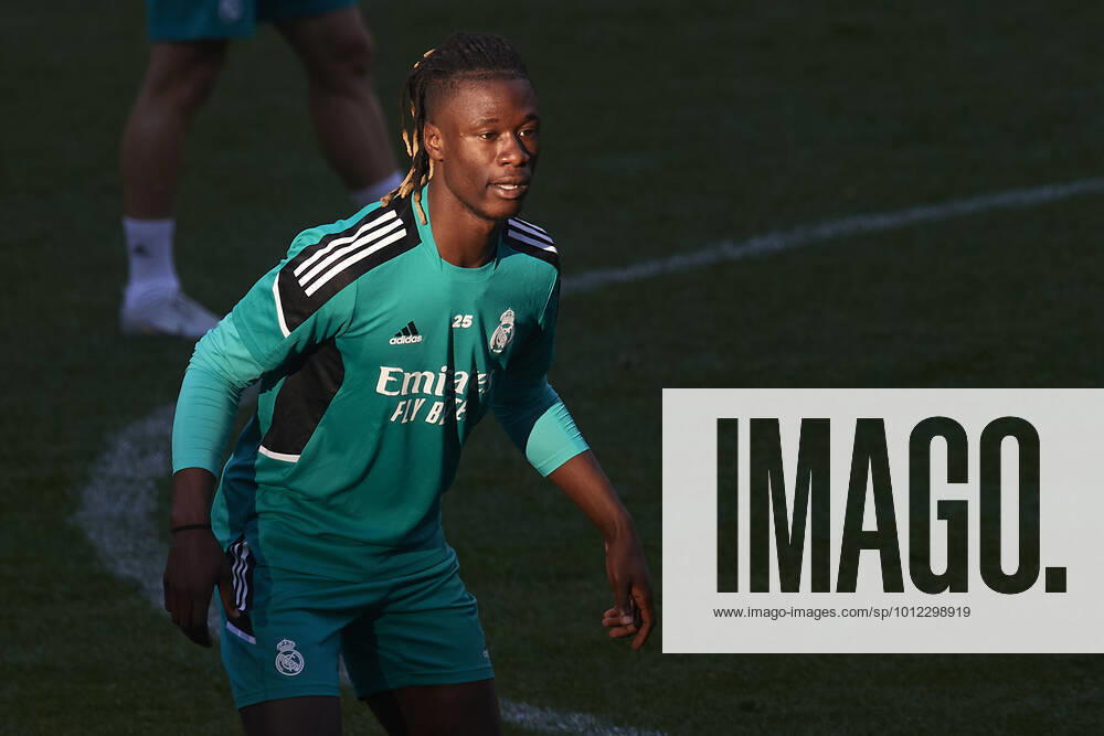 Liverpool FC Training Session And press conference, PK, Pressekonferenz - UEFA Champions League Final 2021 22 Eduardo Camavinga of Real Madrid during the warm-up before at Stade de France on May 27, 2022 in Paris, France. Liverpool will face Real Madrid in the UEFA Champions League final on May 28, 2022. Paris France