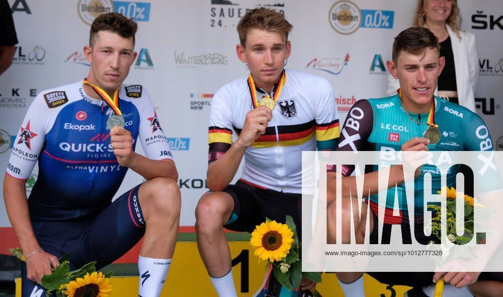 Marsberg, cycling DM German road cycling championships award ceremony individual time trial of men 2 place Jannik Steimle winner Lennard Kämna 3 place Nils Politt,