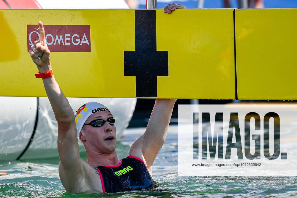 KW25 Team Germany GER, WELLBROCK Florian GER celebrating Gold Medal 4x1500m Mixed Relay Final Open Water Swimming FINA 19th World Championships Budapest 2022 Budapest, Lupa Lake 26 06 22 Photo Andrea Masini Deepbluemedia Insidefoto AndreaXMasini