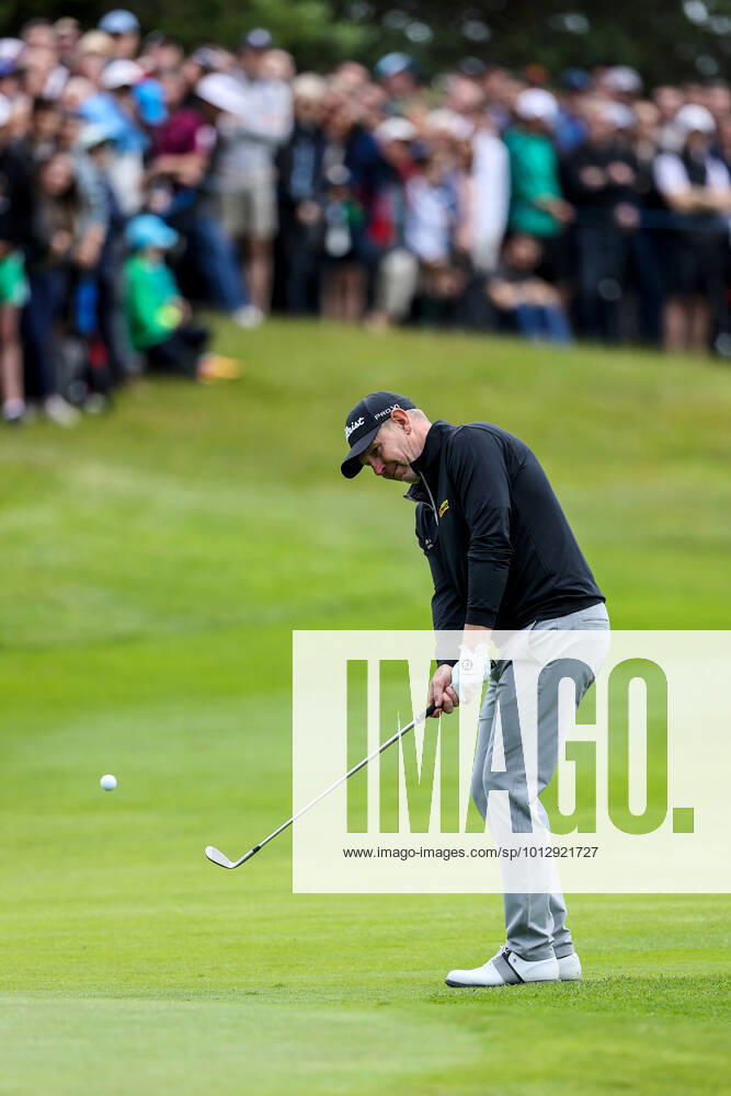 2022 Horizon Irish Open, Mount Juliet Estate, Thomastown, Kilkenny 2 7 2022 Stephen Gallacher chips on to the 18th green Stephen Gallacher chips on to the 18th green 2 7 2022