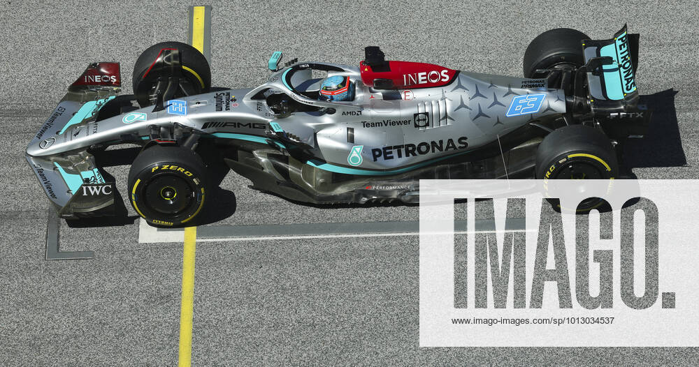 FORMULA 1 - GP of Austria 2022 SPIELBERG,AUSTRIA,08.JUL.22 - MOTORSPORTS, FORMULA 1 - Grand Prix of Austria, Red Bull Ring, practice and qualifying. Image shows George Russell (GBR Mercedes). GEPAxpictures xWolfgangxGrebien