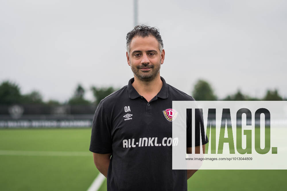 Team doctor Dr med Onays al Sadi SG Dynamo Dresden 3 Liga, Porträttermin 2022 2023