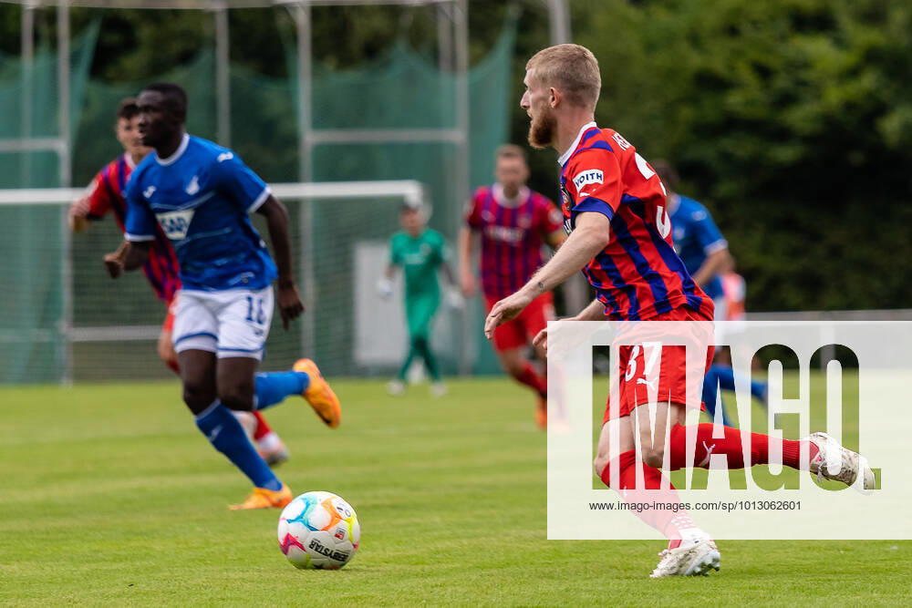 Jan Niklas Beste FC Heidenheim, 37 FC Heidenheim vs TSG 1899 Hoffenheim , Football Test Match, 09 07 2022 DFL REGULATES PROHIBIT ANY USE OF PHOTOGRAPHS AS IMAGE SEQUENCES AND OR QUASI VIDEO FC Heidenheim vs TSG 1899 Hoffenheim , Football Test Match, 09 07 2022 Brackenheim