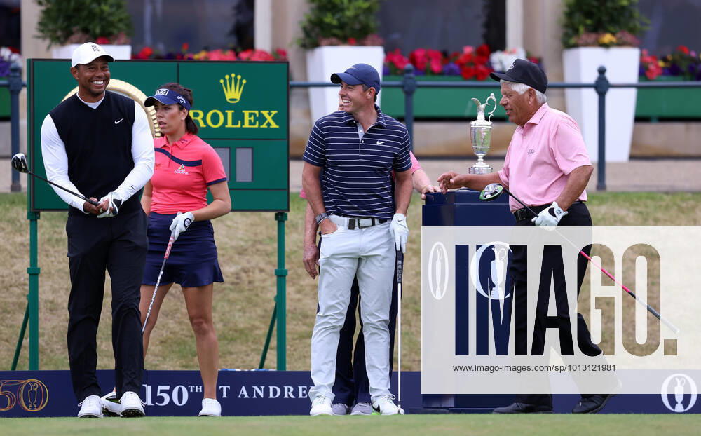 11th July 2022, Old Course at St Andrews, St Andrews, Fife, Scotland; The Open Golf Championship pre-tournament activities; Lee Trevino shares a joke with Tiger Woods and Rory McIlroy on the first tee during the Celebration of Champions event ActionPlus12407627 DavidxBlunsden