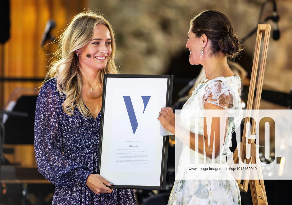 Prize winner Ebba Arsjö and Crown Princess Victoria during the award ceremony of the Victoria Prize on 14 July 2022 in Borgholm,