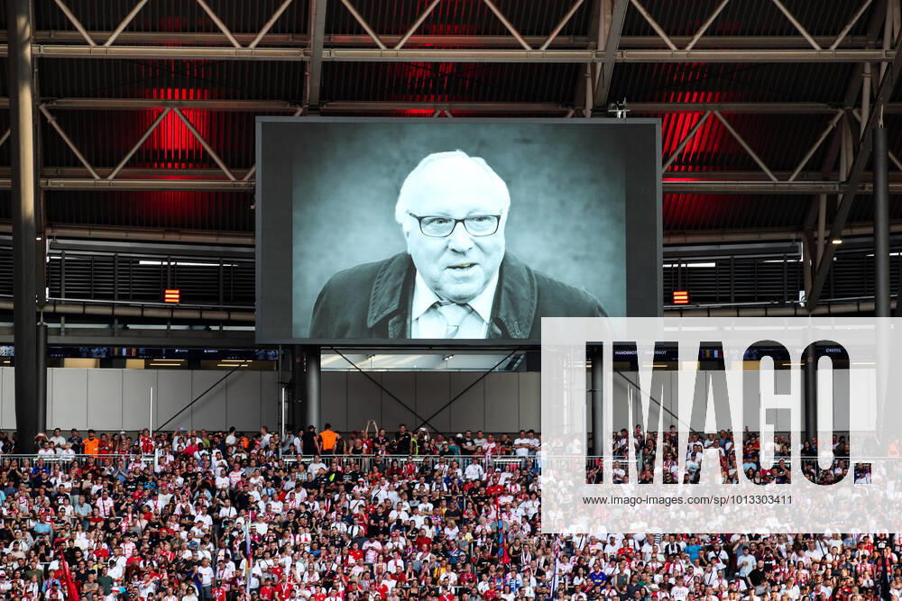 Minute of silence for Uwe Seeler test match season 2022 2023 RB Leipzig vs FC Liverpool at the Red Bull Arena in Leipzig Football,Germany,man,men