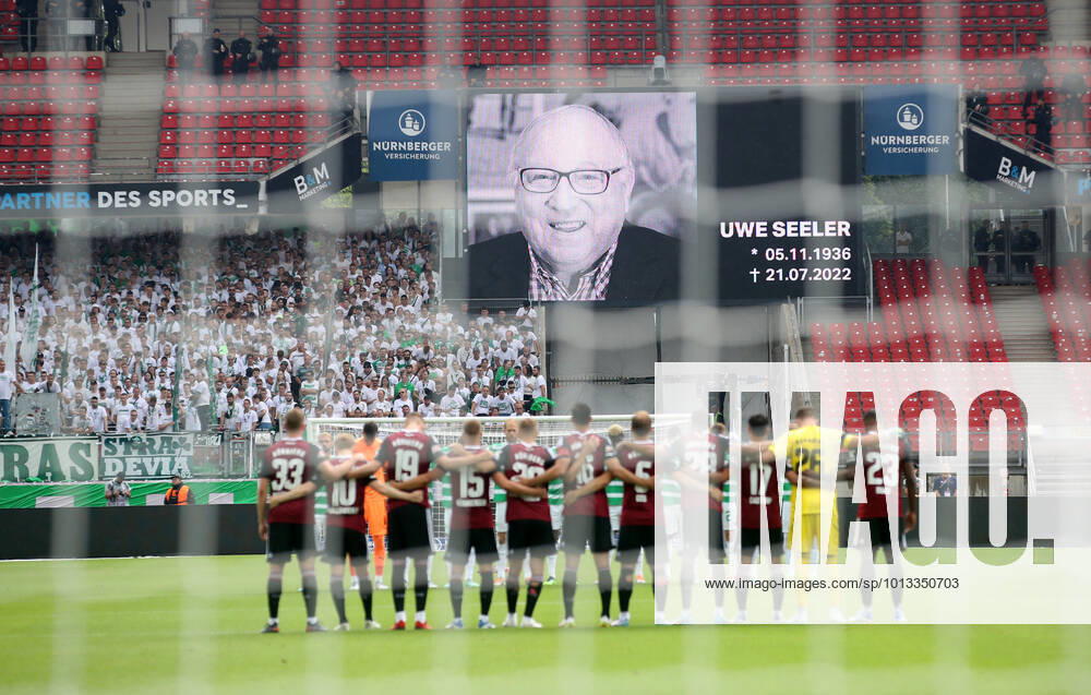 Football season 2022 2023 2 Football Bundesliga 02 Matchday 1 FC Nürnberg FCN Club SpVgg Greuther Fürth Kleeblatt Derby Frankenderby Sportfoto Zink DaMa DFL regulations prohibit any use of photographs as image sequences and or quasi video only for editorial use Minute of silence before the start of the match for the late Uwe Seeler