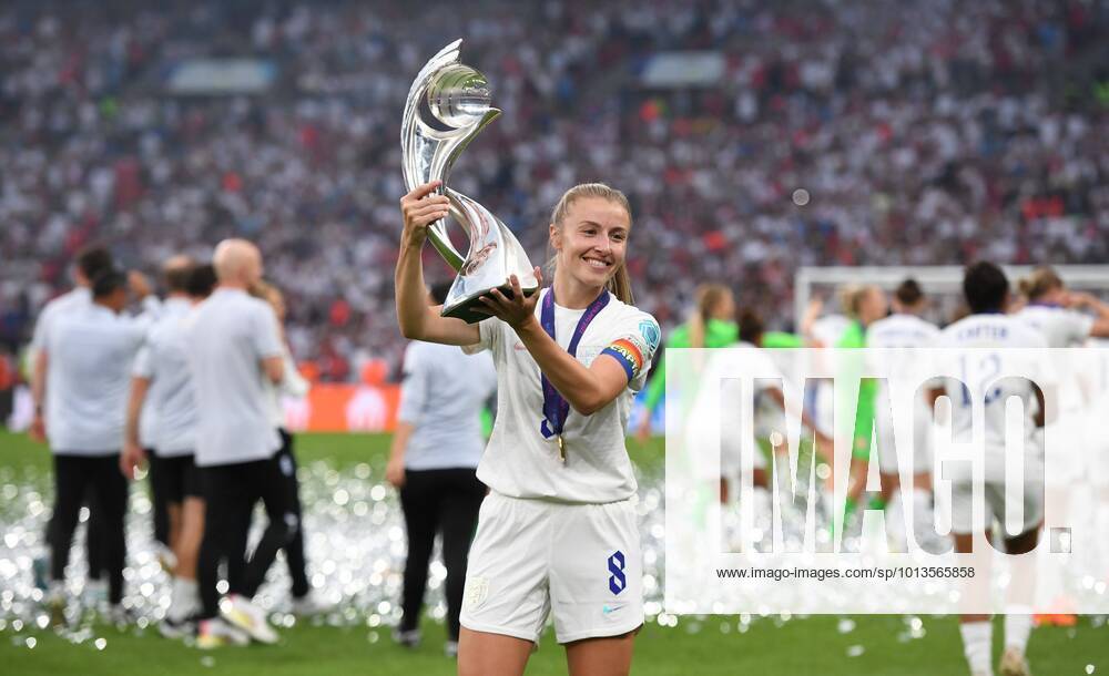 KW30 Mandatory Credit: Photo by Anna Gowthorpe Shutterstock (13055302db) Leah Williamson of England celebrates with the trophy England v Germany, Womens UEFA European Championship, EM, Europameisterschaft Final, Football, Wembley Stadium, London, UK - 31 Jul 2022 England v Germany, Womens UEFA European Championship, Final, Football, Wembley Stadium, London, UK - 31 Jul 2022