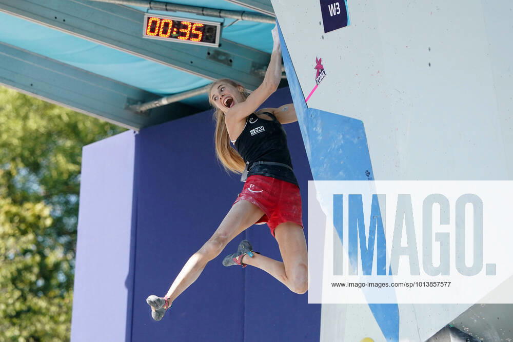 European Championships Munich, 12 08 21 08 2022, Königplatz Munchen, Sport Climbing Bouldering Women Semifinals, Sport Climbing Bouldering Women, semifinals, Hannah Meul, Germany , Photo Gladys chai von der Laage