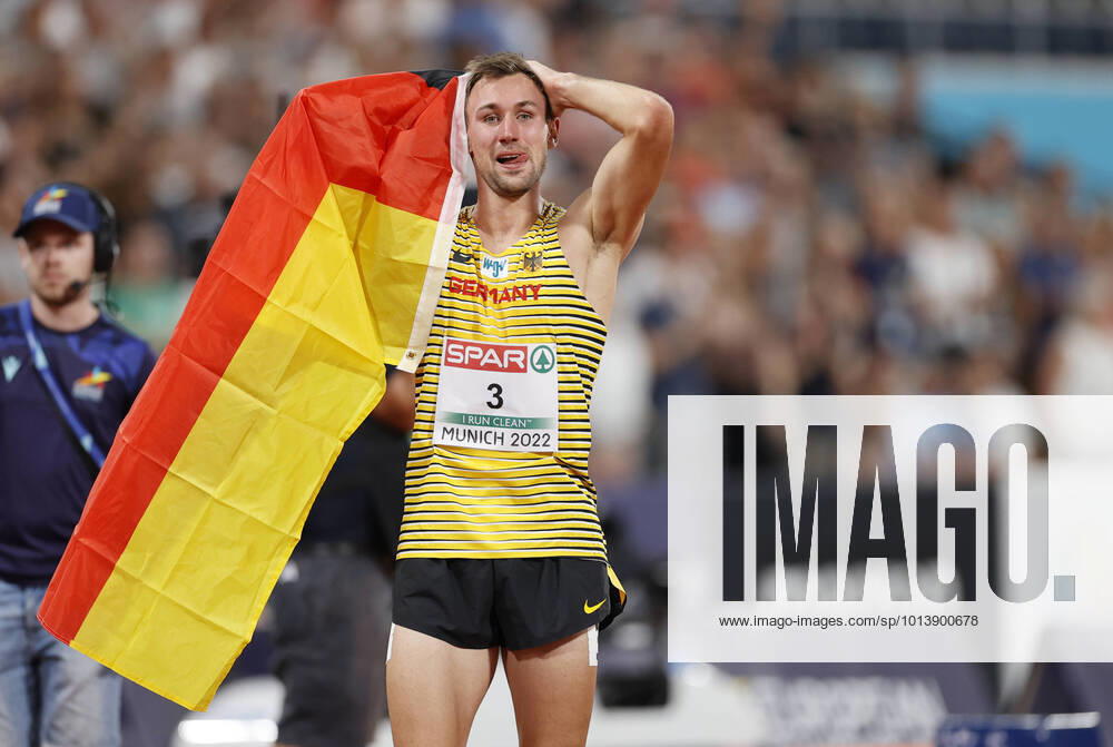 European Championships Munich European Championships LIGHT ATHLETICS European Championships Munich European Championships LIGHT ATHLETICS TEN COMPETITION MEN 1500M RUN 1 in Munich Olympiastadion , Germany, HMB Media Schumacher, bfischu, KAUL Niklas GER European Champion