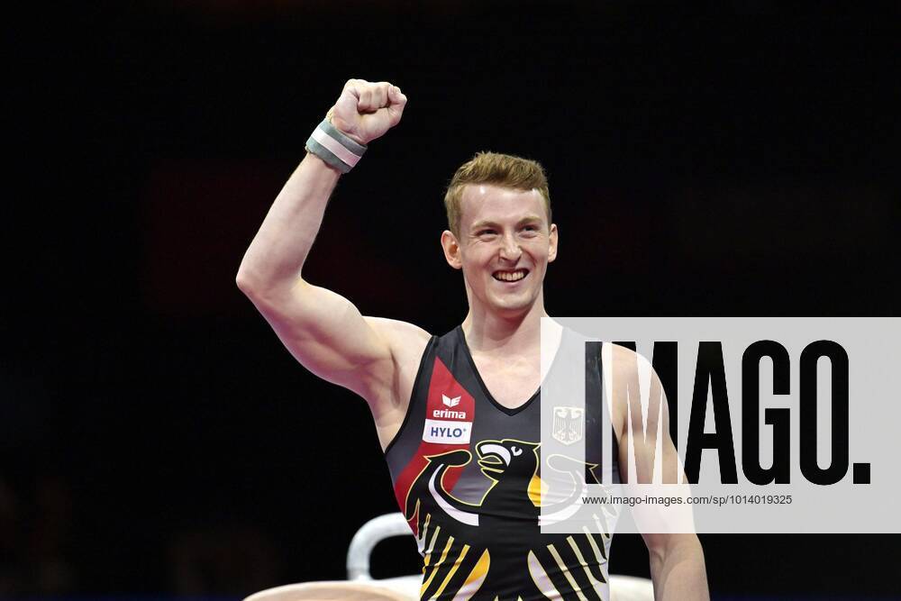 European Championchips Munich 2022, apparatus gymnastics final men, in the Olympiahalle Munich, Nils Dunkel Germany cheers after his performance on pommel horse, he makes the third place, bronze medal