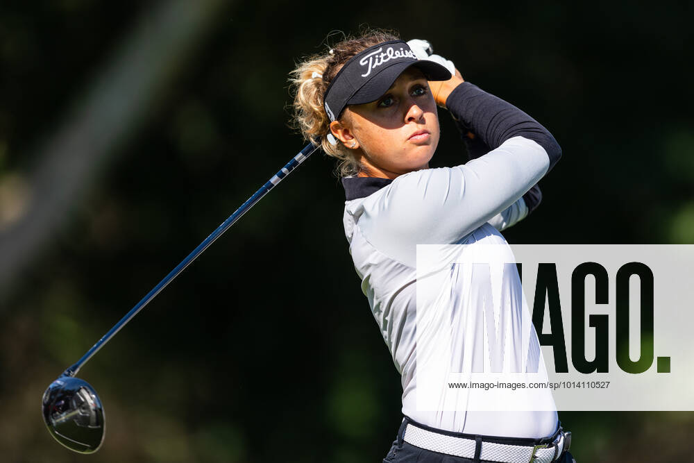 OTTAWA, ON - AUGUST 25: Pauline Roussin of France tees off on the 1st hole during the first round of the CP Womens Open on August 25, 2022, at The Ottawa Hunt and Golf Club in Ottawa, ON, Canada. (Photo by Richard A. Whittaker Icon Sportswire) GOLF: AUG 25 LPGA, Golf Damen - CP Womens Open Icon220825010