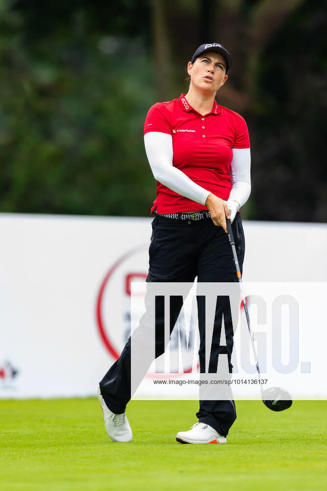 OTTAWA, ON - AUGUST 26: Caroline Masson of Germany after teeing off on the 1st hole during the second round of the CP Womens Open on August 26, 2022, at The Ottawa Hunt and Golf Club in Ottawa, ON, Canada. (Photo by Richard A. Whittaker Icon Sportswire) GOLF: AUG 26 LPGA, Golf Damen - CP Womens Open Icon2208260702