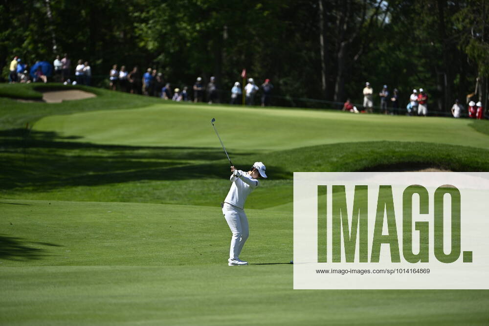 Ottawa, ON, CAN: South Korea s Na Rin An makes an approach shot on the fairway of the 4th hole during the CP Women s Open in Ottawa, on Saturday, Aug. 27, 2022. Na Rin An - ZUMAc35_ 20220827_zaf_c35_047