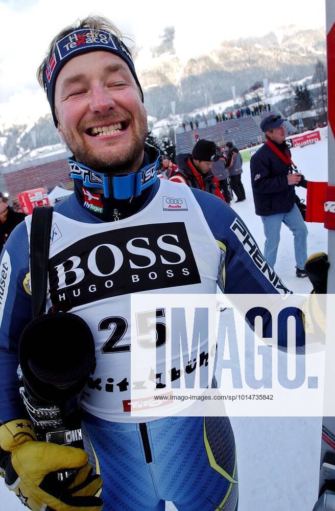 KITZBUEHEL 20030125 Kjetil Andre Aamodt of Norway smiles after placing third in a men s ski World Cup downhill race on the Streif slope in the Austrian ski resort of Kitzbuehel January 25, 2003. Daron Rahlves of the United States won in a time of one minute 9.63 seconds ahead of Didier Cuche of Switzerland and Aamodt. KITZBUEHEL Austria BILDER