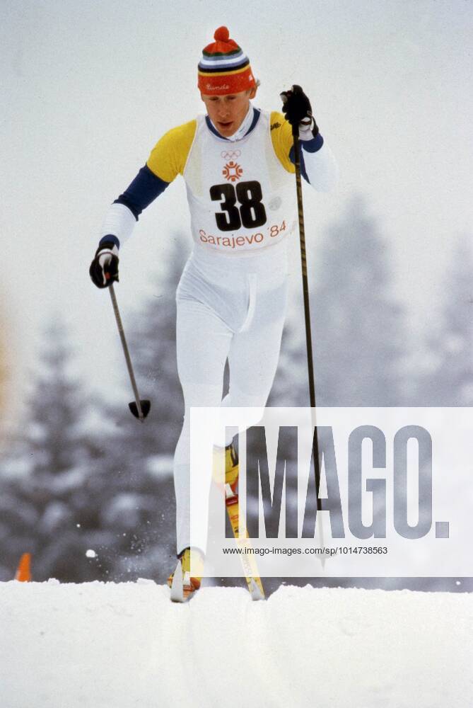SEKLET 80 Gunde Svan blir dubbel guldmedaljör vid vinter-OS i Sarajevo, Jugoslavien, 1984. Han tar individuellt guld pa 15 km. Här syns han pa 5-milen där han tar silver SARAJEVO JUGOSLAVIEN PROJ: 9909
