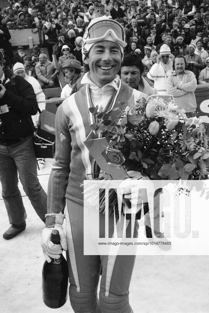 ARKIV (Alpint VM i Schladming feb 1982) - En glad Ingemar Stenmark efter segern och guldmedalj i slalom. SCHLADMING Skidor