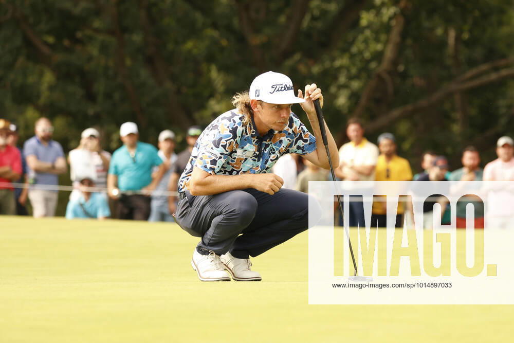 SUGAR GROVE, IL - SEPTEMBER 17: LIV golfer Cameron Smith lines up a putt on the 13th hole during the second round of the LIV Golf Invitational Series Chicago on September 17, 2022 at Rich Harvest Farms in Sugar Grove, Illinois. (Photo by Brian Spurlock Icon Sportswire) GOLF: SEP 17 LIV Golf Invitational Series Chicago Icon220917187