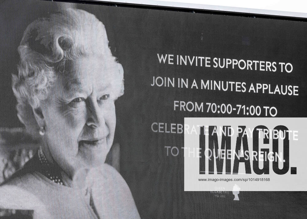 KW37 18th September 2022; Gtech Community Stadium, Brentford, London, England; Premier League football, Brentford versus Arsenal: Tributes to Her Majesty Queen Elizabeth II displayed on the score board during the 2nd half ActionPlus12427732 JohnxPatrickxFletcher