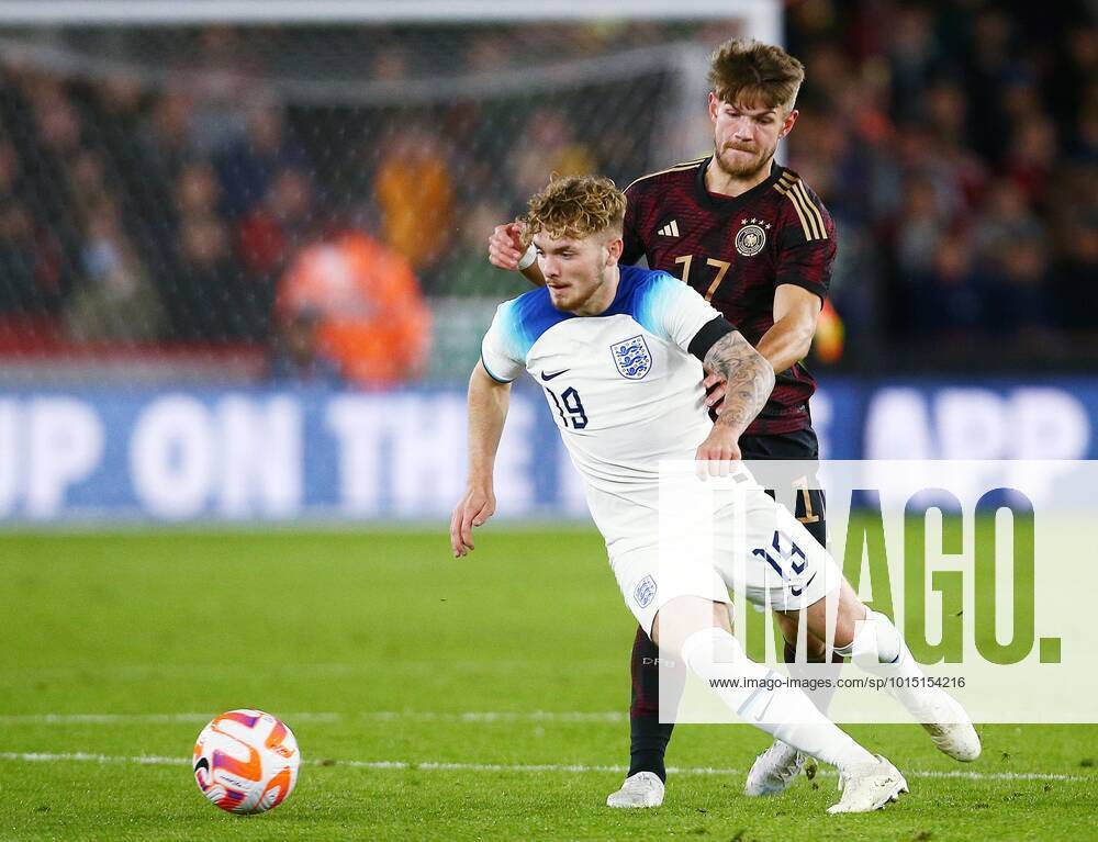 Mandatory Credit: Photo by Matt West Shutterstock (13423132h) Harvey Elliott of England and Jan Thielmann of Germany England U21, U 21 v Germany U21, Friendly, International Football, Bramall Lane, Sheffield, UK - 27 Sep 2022 England U21 v Germany U21, Friendly, International Football, Bramall Lane, Sheffield, UK - 27 Sep 2022