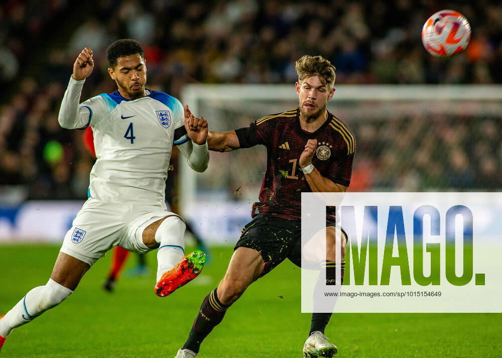Englands Levi Colwill (4) clears from Germanys Jan Thielman (17) during the International Friendly, Länderspiel, Nationalmannschaft match between England U-21 and Germany U-21 at Bramall Lane, Sheffield, England on 27 September 2022.