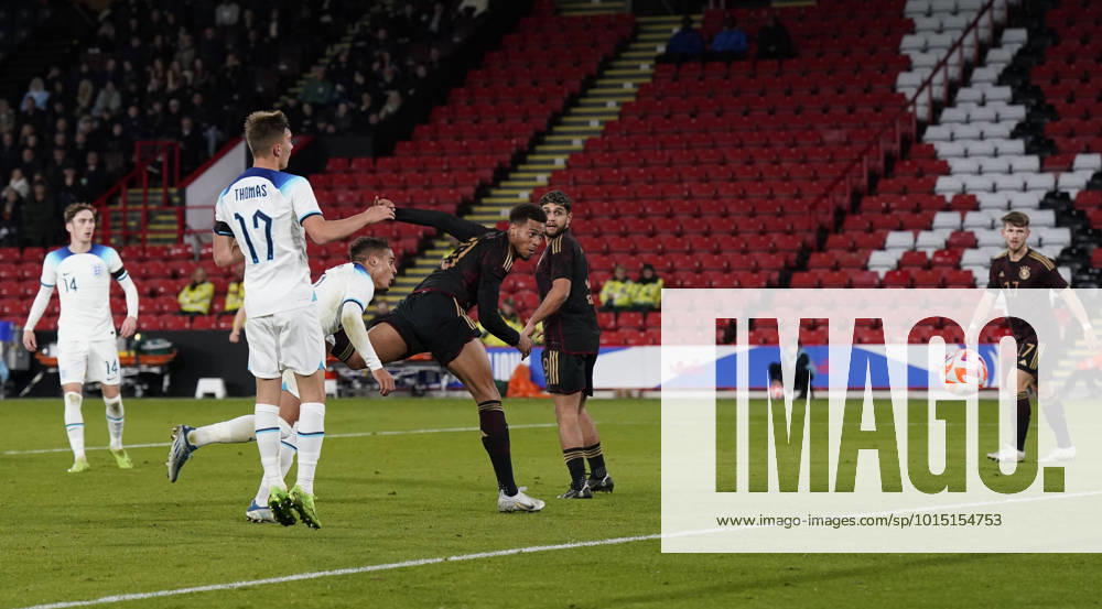 Sheffield, England, 27th September 2022. Felix Nmecha of Germany heads the first goal during the International Friendly, Länderspiel, Nationalmannschaft match at Bramall Lane, Sheffield. Picture credit should read: Andrew Yates Sportimage . SPI-1910-0033
