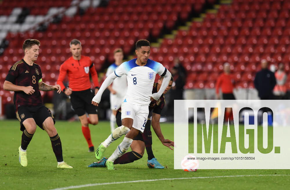 Jacob Ramsey (Aston Villa) of England U21, U 21 during the International Friendly, L?nderspiel, Nationalmannschaft match between England U21 and Germany U21 at Bramall Lane, Sheffield, England on 27 September 2022.