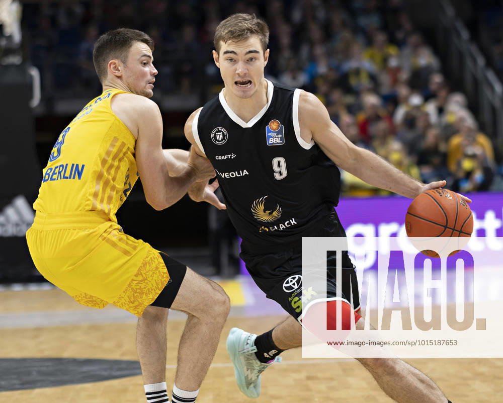 Jonas Mattisseck Alba , Ziga Samar Towers 28 09 22, Berlin, Alba Berlin vs Veolia Towers Hamburg Basketball Bundesliga, easy credit bbl, season 2022 2023, 02 matchday Â