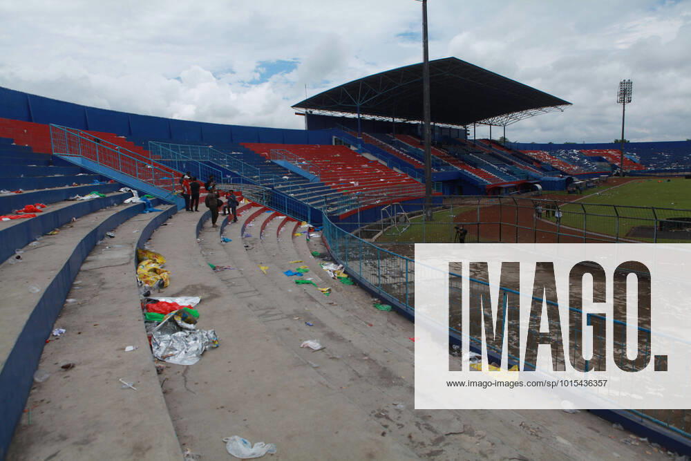 KW40 (221003) -- MALANG, Oct. 3, 2022 -- Photo taken on Oct. 3, 2022 shows a view of the Kanjuruhan Stadium in Malang, East Java, Indonesia. The stampede occurred late Saturday at the Kanjuruhan Stadium in Malang regency after Arema Malang club lost to Persebaya Surabaya in an Indonesian league football match. (Photo by Xinhua) INDONESIA-MALANG-FOOTBALL MATCH-STAMPEDE-AFTERMATH BayuxNovanta