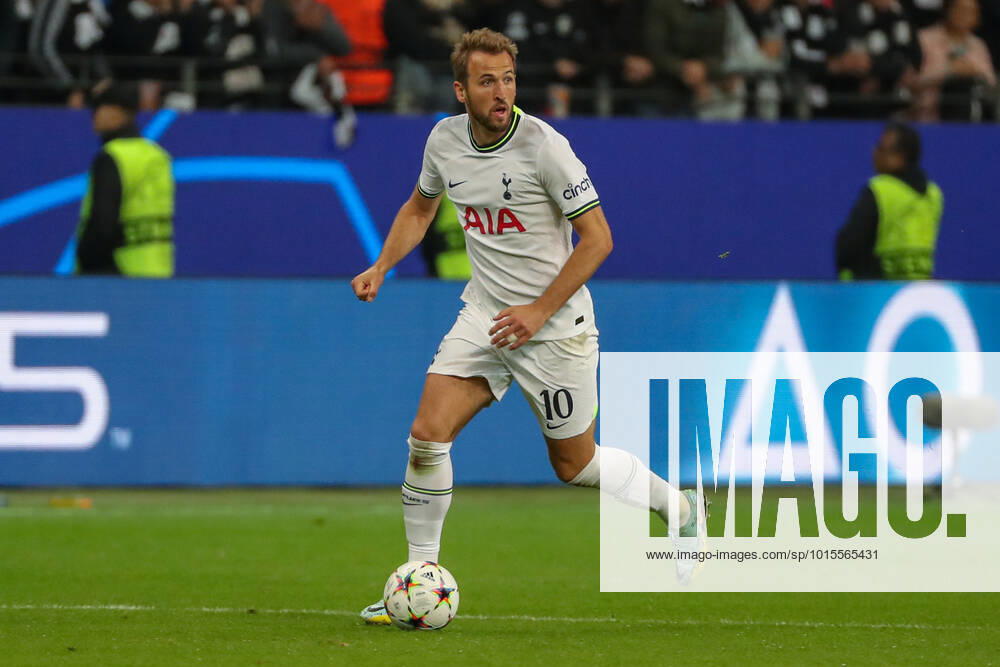 Champions League Eintracht Frankfurt Tottenham Hotspur on 04 10 2022 at Deutsche Bank Park in Frankfurt Harry Kane Tottenham 10 on the ball MH