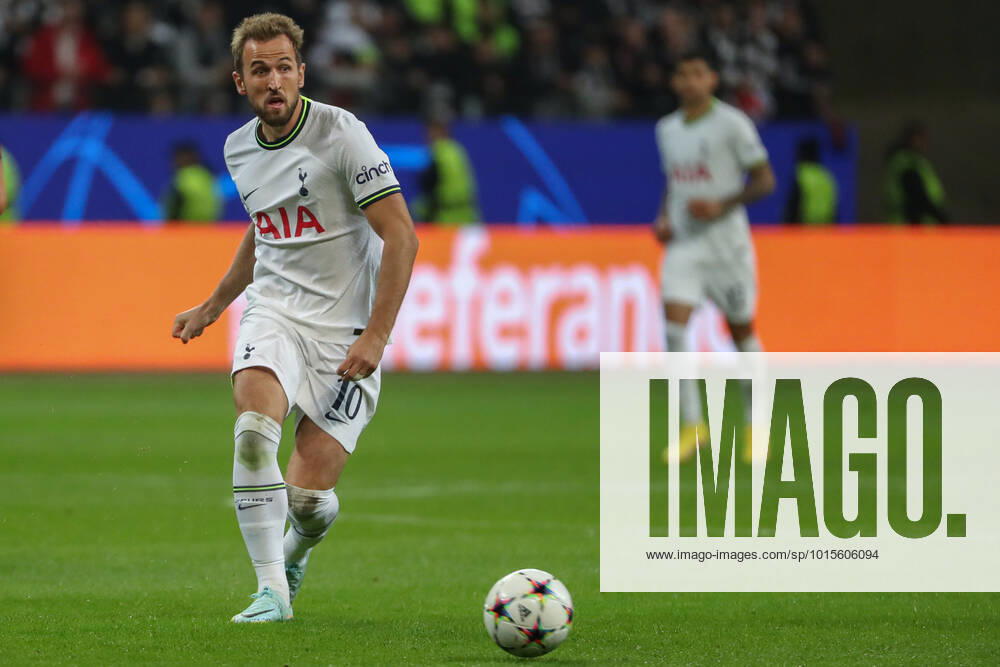 Champions League Eintracht Frankfurt Tottenham Hotspur on 04 10 2022 at Deutsche Bank Park in Frankfurt Harry Kane Tottenham 10 on the ball MH