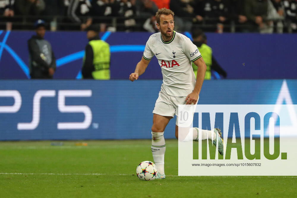 Champions League Eintracht Frankfurt Tottenham Hotspur on 04 10 2022 at Deutsche Bank Park in Frankfurt Harry Kane Tottenham 10 on the ball MH