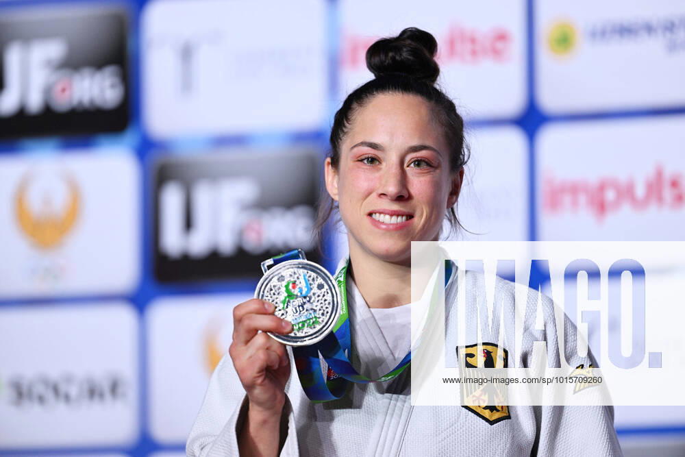 KW40 Katharina Menz (GER), OCTOBER 6, 2022 - Judo : World Judo Championships Tashkent 2022 Women s -48kg Medal Ceremony at Humo Arena in Tashkent, Uzbekistan. Noxthirdxpartyxsales (200527431)