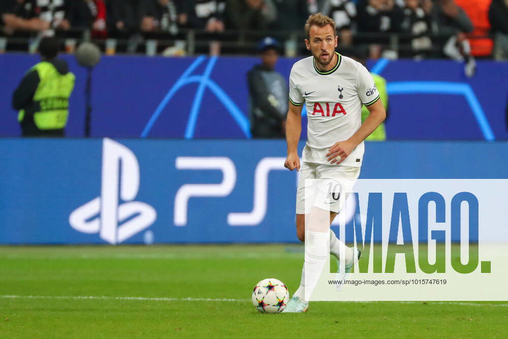 Champions League Eintracht Frankfurt Tottenham Hotspur on 04 10 2022 at Deutsche Bank Park in Frankfurt Harry Kane Tottenham 10 on the ball MH