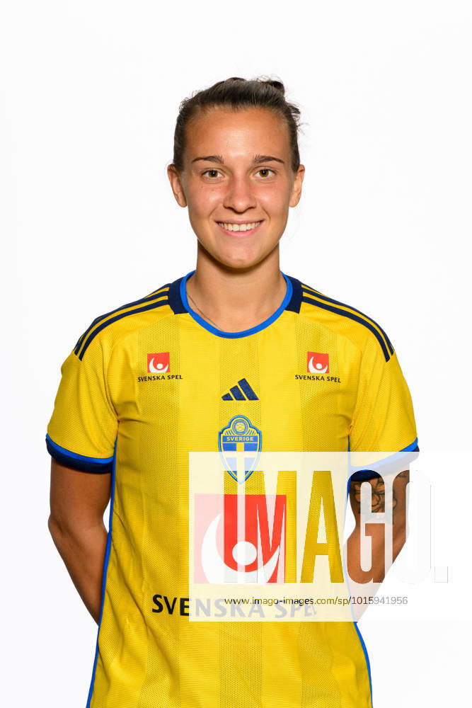 Julia Zigiotti Olme of the Swedish womens national football team poses for a portrait on October 10, 2022 in Gothenburg Photo Carl Sandin BILDBYRAN code CS CS0317 football football soccer fotball portrait portraits sweden sweden lady bbeng,
