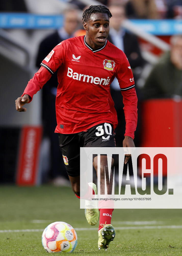FRIMPONG Jeremie Team Bayer 04 Leverkusen DFL Bundesliga Saison 2022 2023 Spiel Bayer 04 Leverkusen FC Schalke 04 4 0 am 08 10 2022 in Leverkusen DFL REGULATIONS PROHIBIT ANY USE OF PHOTOGRAPHS as IMAGE SEQUENCES and or QUASI VIDEO