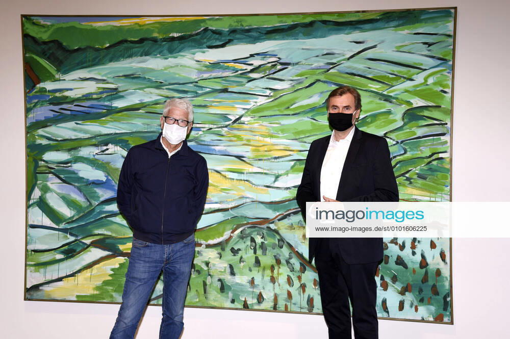 Bernd Zimmer and Wolfgang Jahn at the vernissage of the exhibition Terranaut Malerei Die Idee Stoa169 in the gallery Jahn Pfefferle Munich, 10 06 2020 Foto:xS.xFuturexImage
