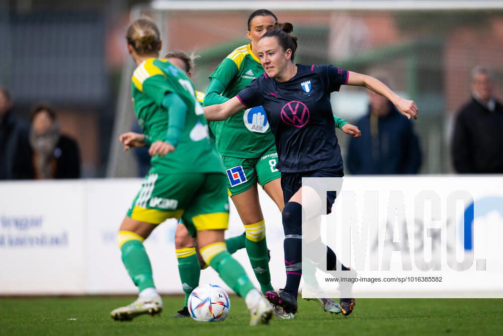 Malmö FFs Anna Plantin during the football match Kvall till div 1 between Ahus and Malmö FF on October 15, 2022 in Ahus,